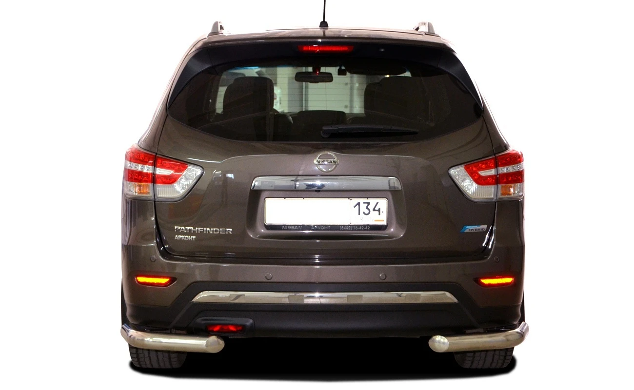 Защита заднего бампера угловая d76 мм для Nissan Pathfinder IV  Юко NPF.15.17