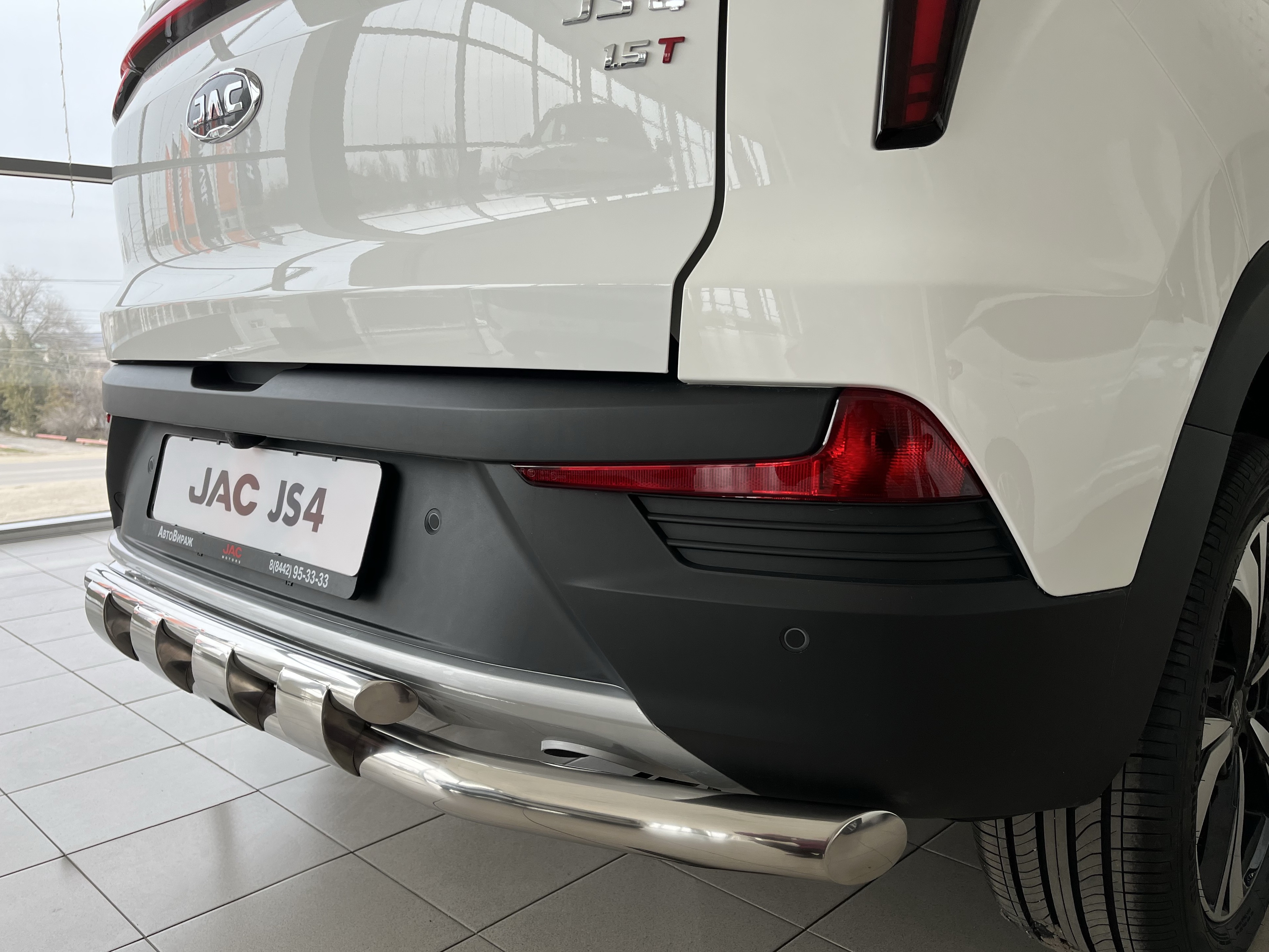 Защита заднего бампера двойная с перемычками d60/42 мм для JAC JS4 I