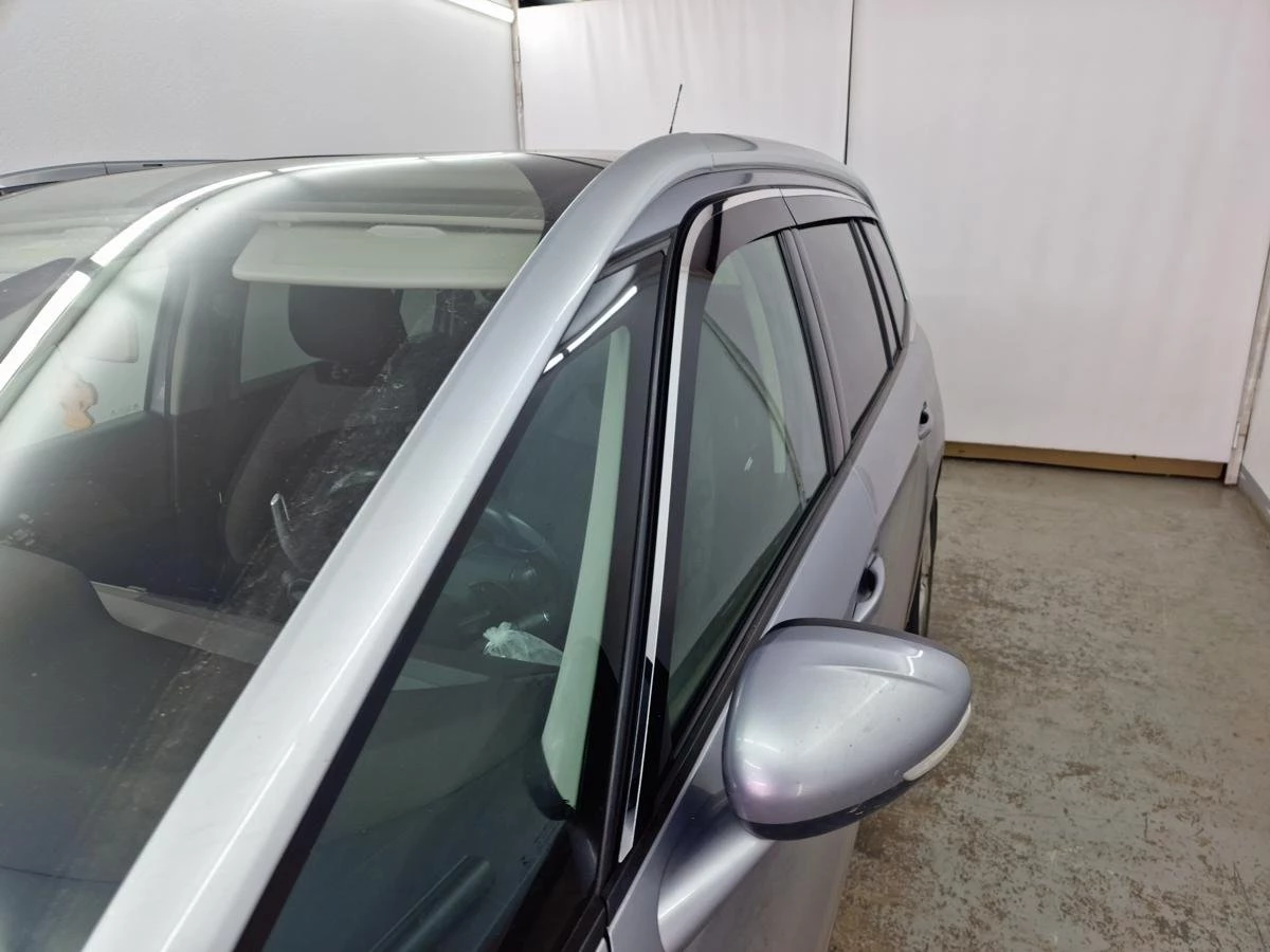 Дефлекторы окон 2D с хром накладками 6 шт. для Citroen C4 Picasso II