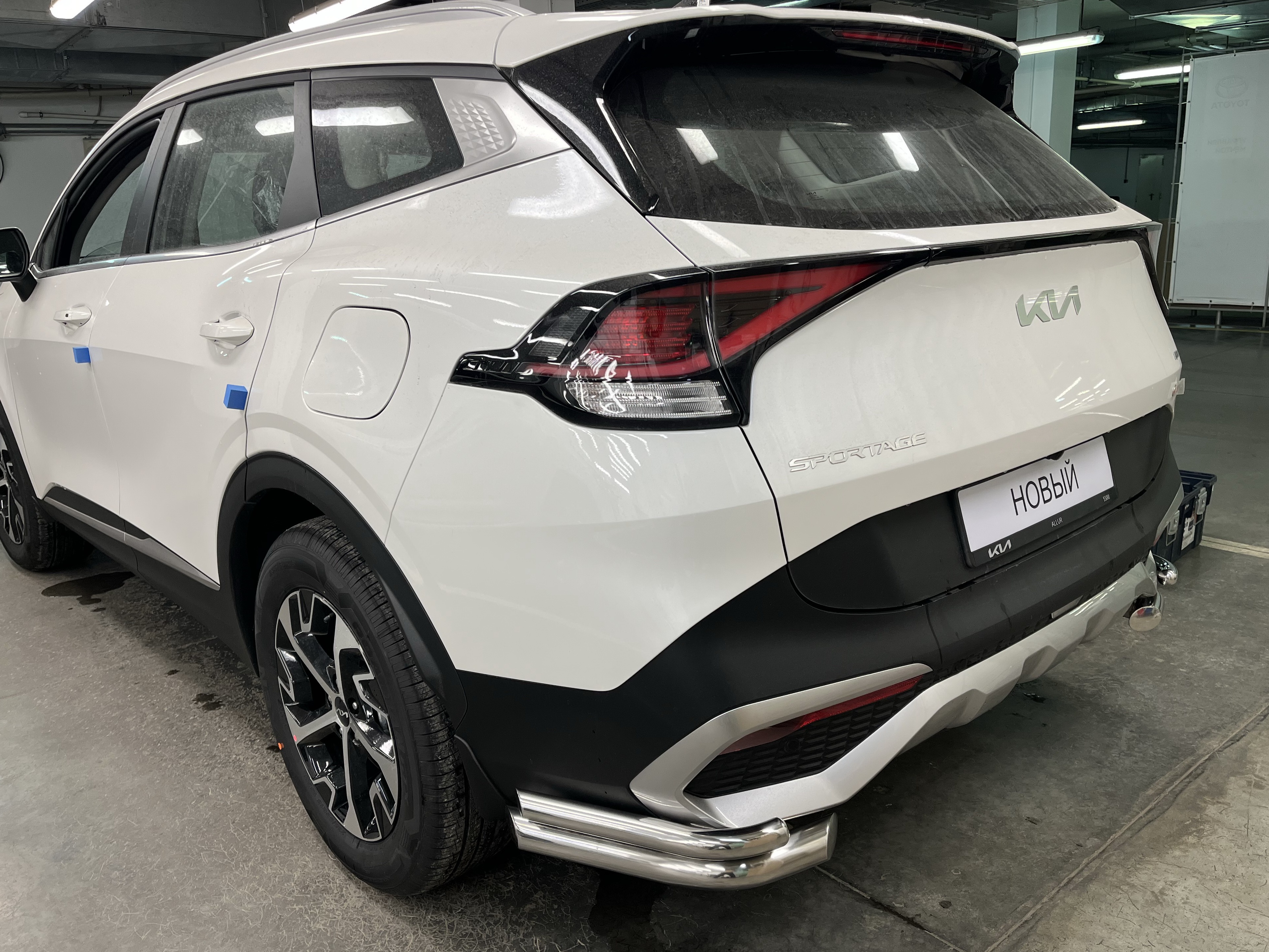 Защита заднего бампера угловая двойная d60/42 мм для Kia Sportage V