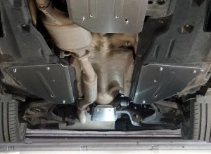 Защита топливного бака (комплект 2шт) для Genesis GV80 I