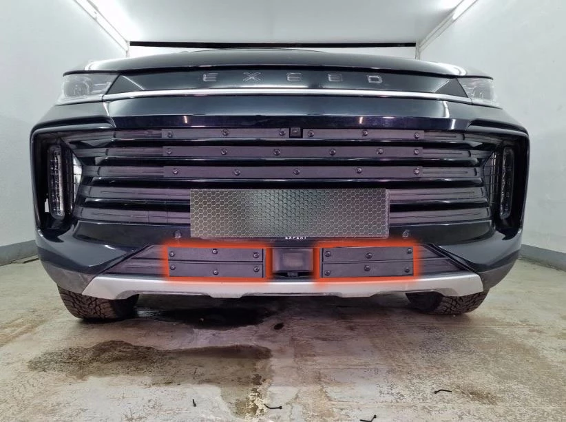 Зимняя заглушка радиатора к съемной сетке низ (4 части) для EXEED TXL I Рестайлинг 1