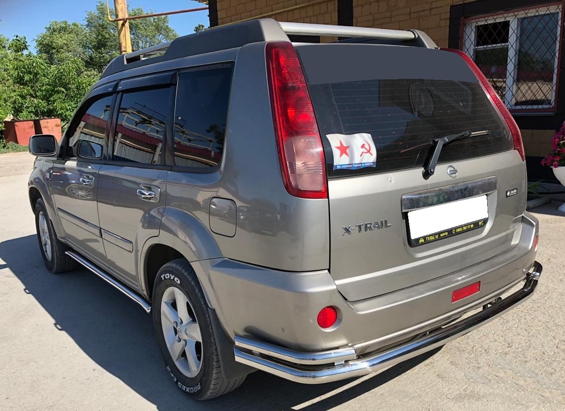 Защита заднего бампера угловая большая двойная d60/42 мм для Nissan X-Trail I Рестайлинг