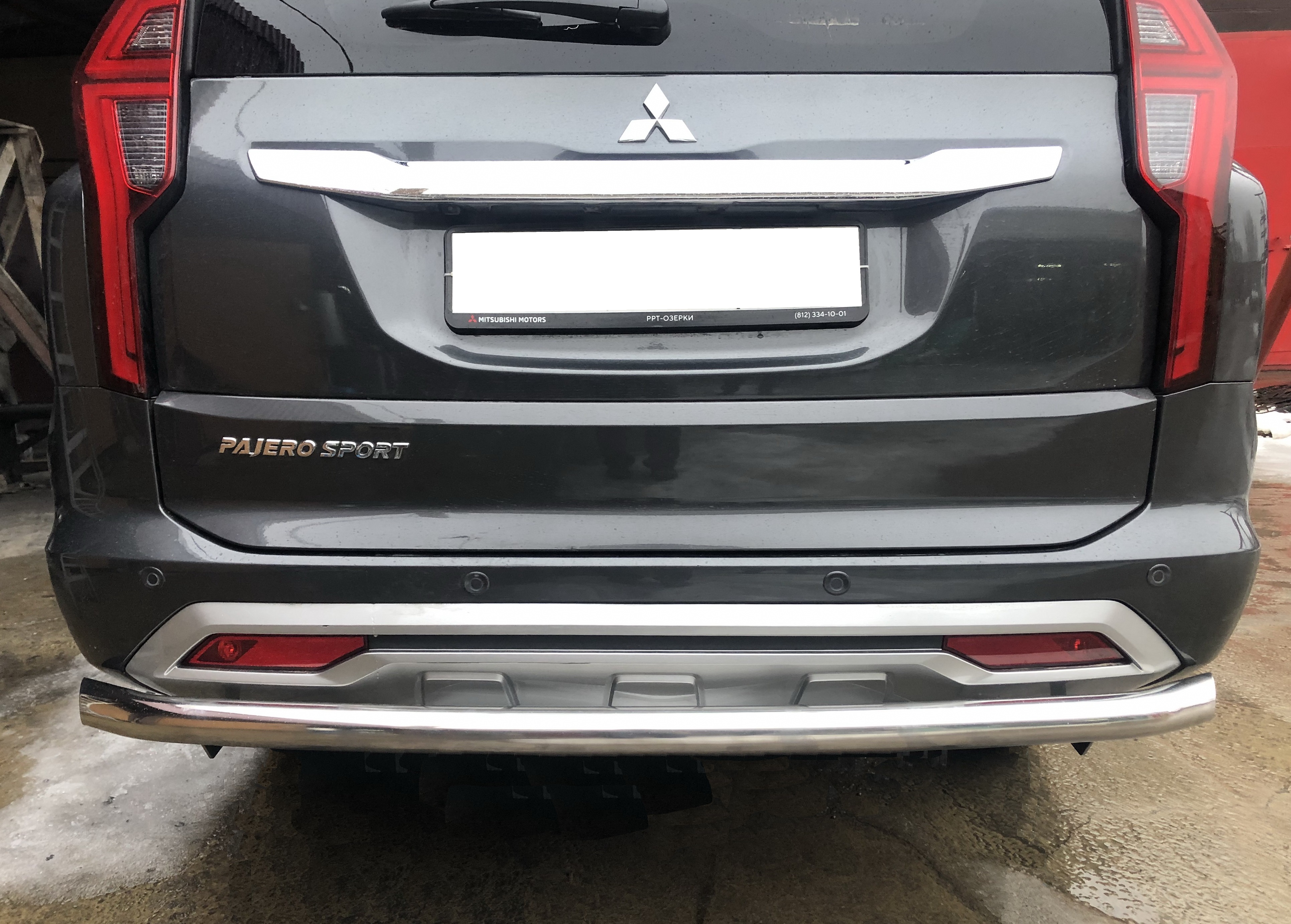 Защита заднего бампера d60 мм для Mitsubishi Pajero Sport III Рестайлинг