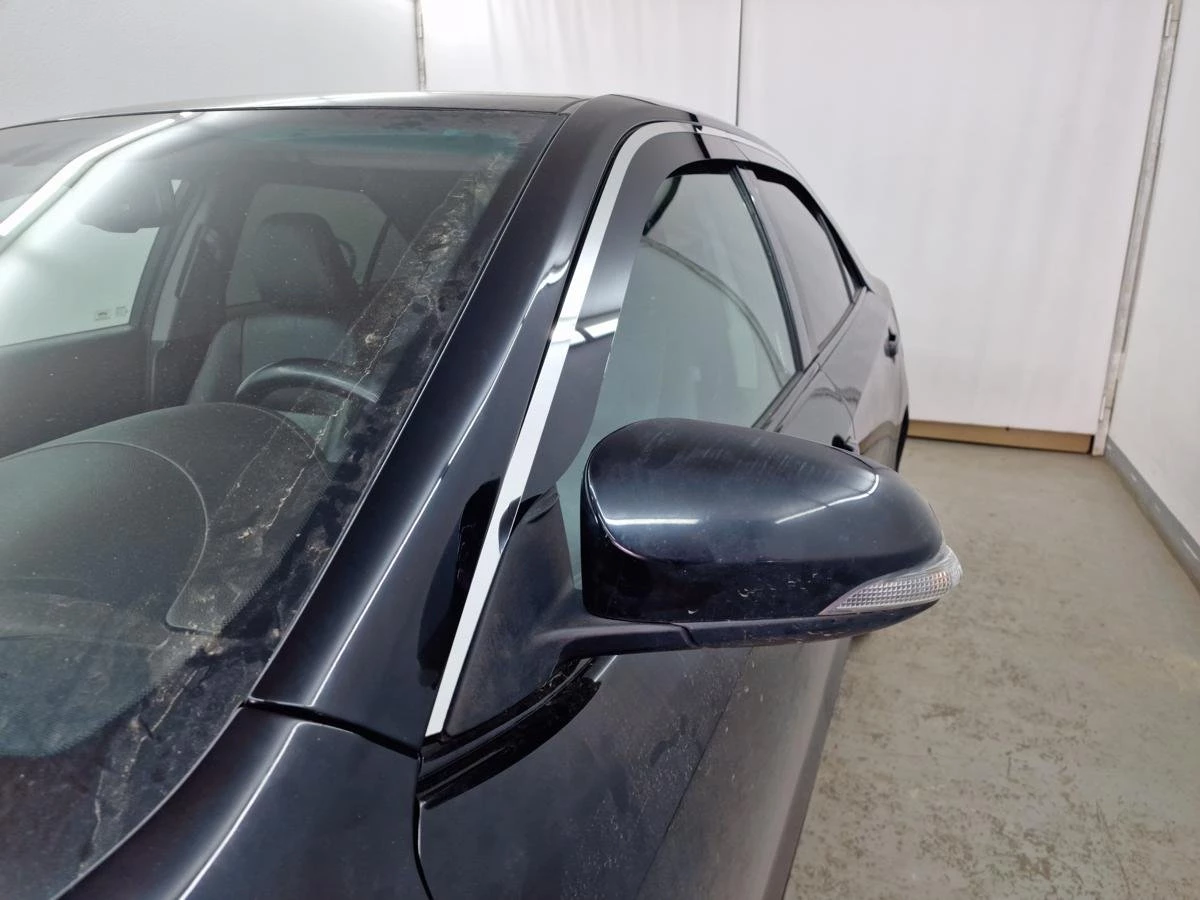 Дефлекторы окон 2D под наклоном с хром накладками 4 шт. для Toyota Camry VII (XV50) Рестайлинг