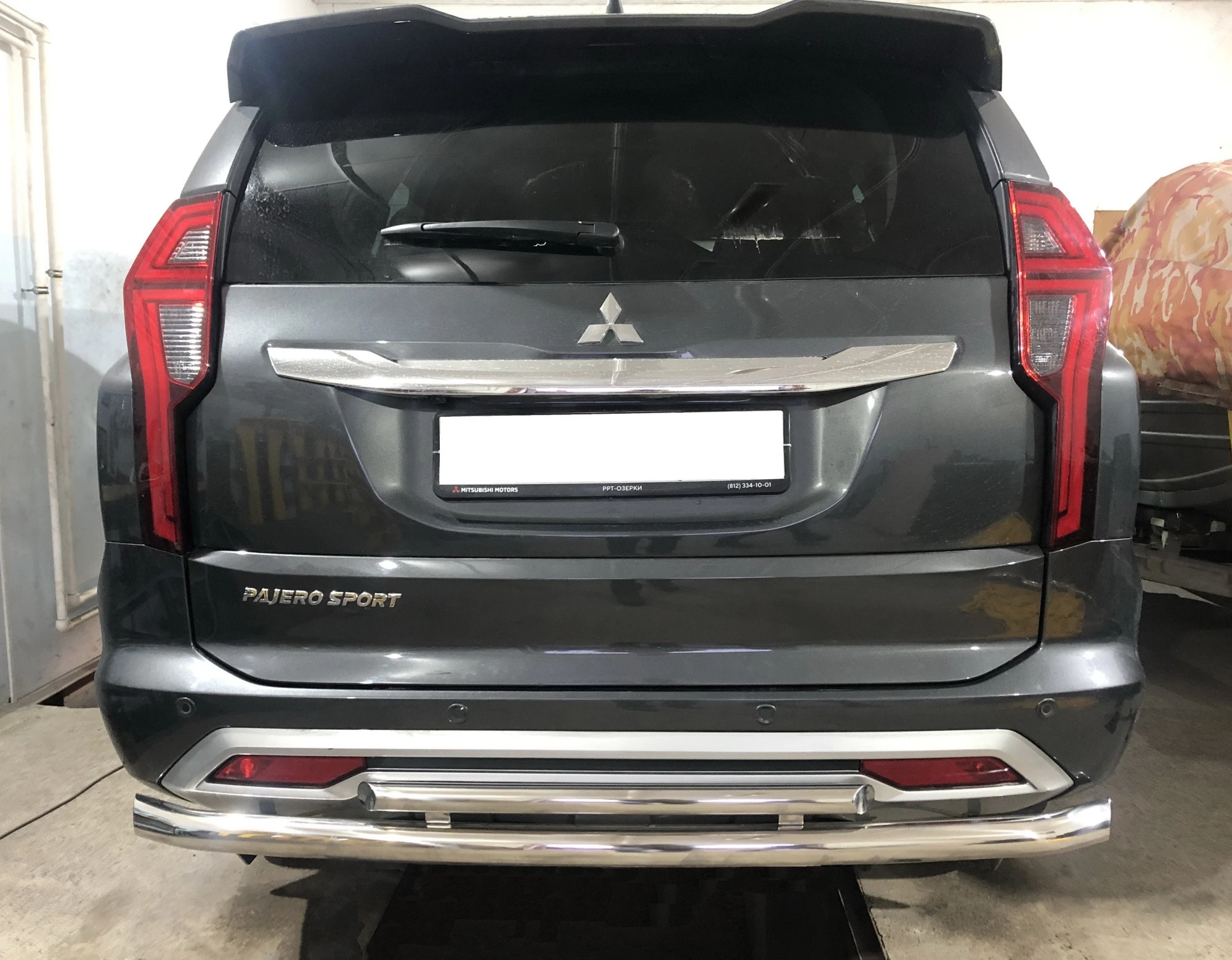 Защита заднего бампера двойная d60/42 мм для Mitsubishi Pajero Sport III Рестайлинг  Юко MSPS.21.16