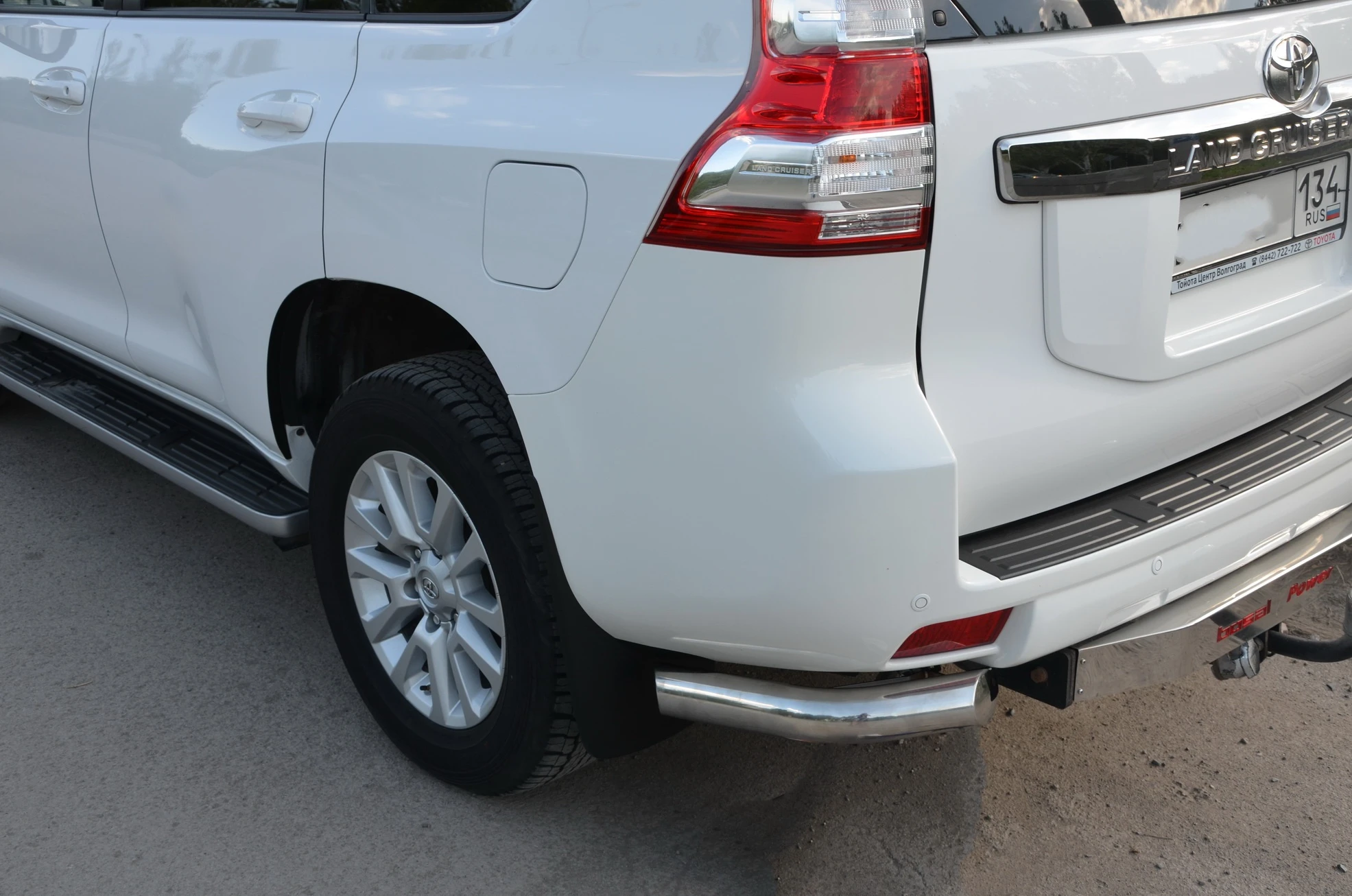 Защита заднего бампера угловая малая d76 мм для Toyota Land Cruiser Prado 150 Series  Юко TLCP150.10.17