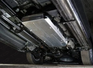 Защита топливного бака для Hyundai H-1 II Рестайлинг 2  ТСС ZKTCC00359