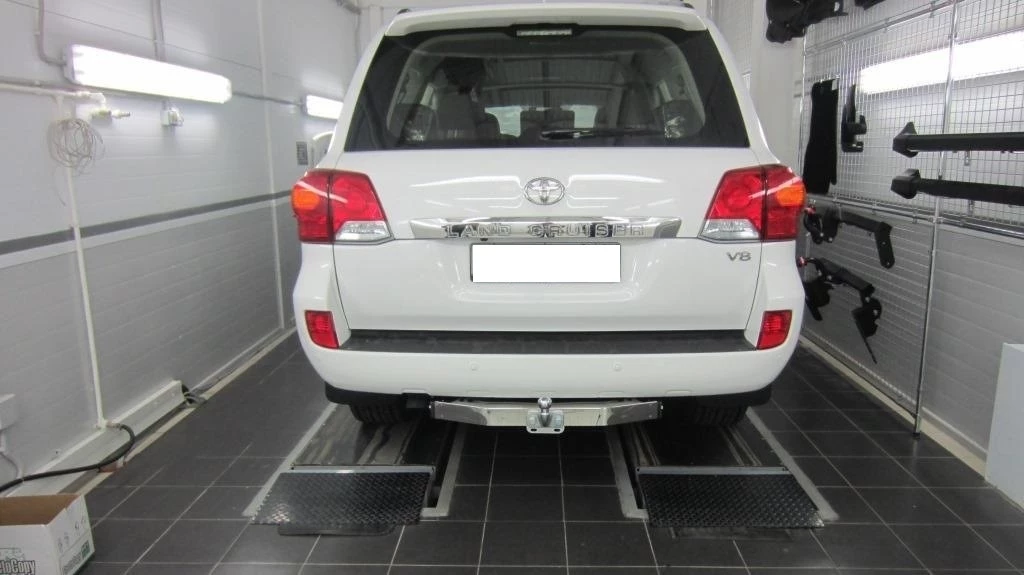 Фаркоп Oris c типом шара F для Toyota Land Cruiser 200 Series