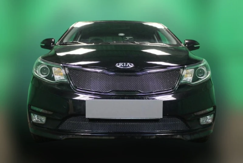 Комплект сеток black верх (Комфорт, Люкс, Престиж) и низ хэтчбек для Kia Rio III Рестайлинг Черный Стрелка 11 KRIO15.top1.black-KRIO15HB.bot.black