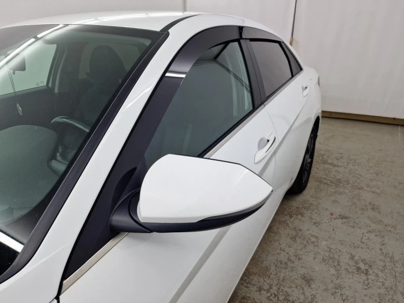 Дефлекторы окон 2D 6 шт. под наклоном для Hyundai Elantra VII (CN7) Черный Стрелка 11 2D383-6.S11