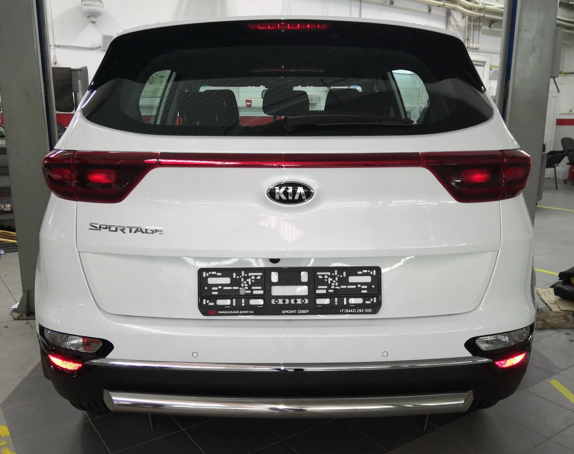Защита заднего бампера d60 мм для Kia Sportage IV Рестайлинг  Юко KSP.18.11