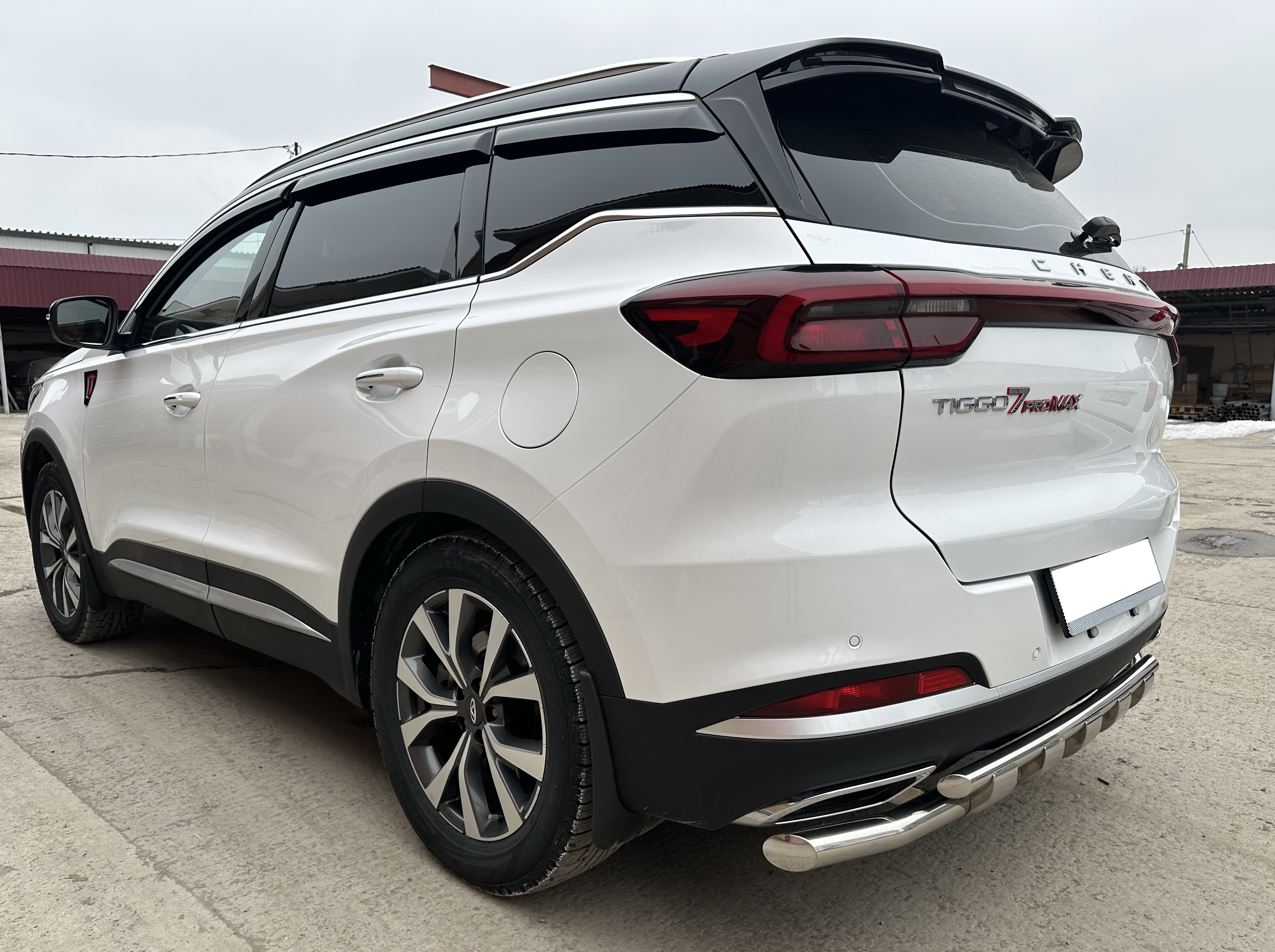 Защита заднего бампера двойная с перемычками d60/42 мм для Chery Tiggo 7 Pro Max