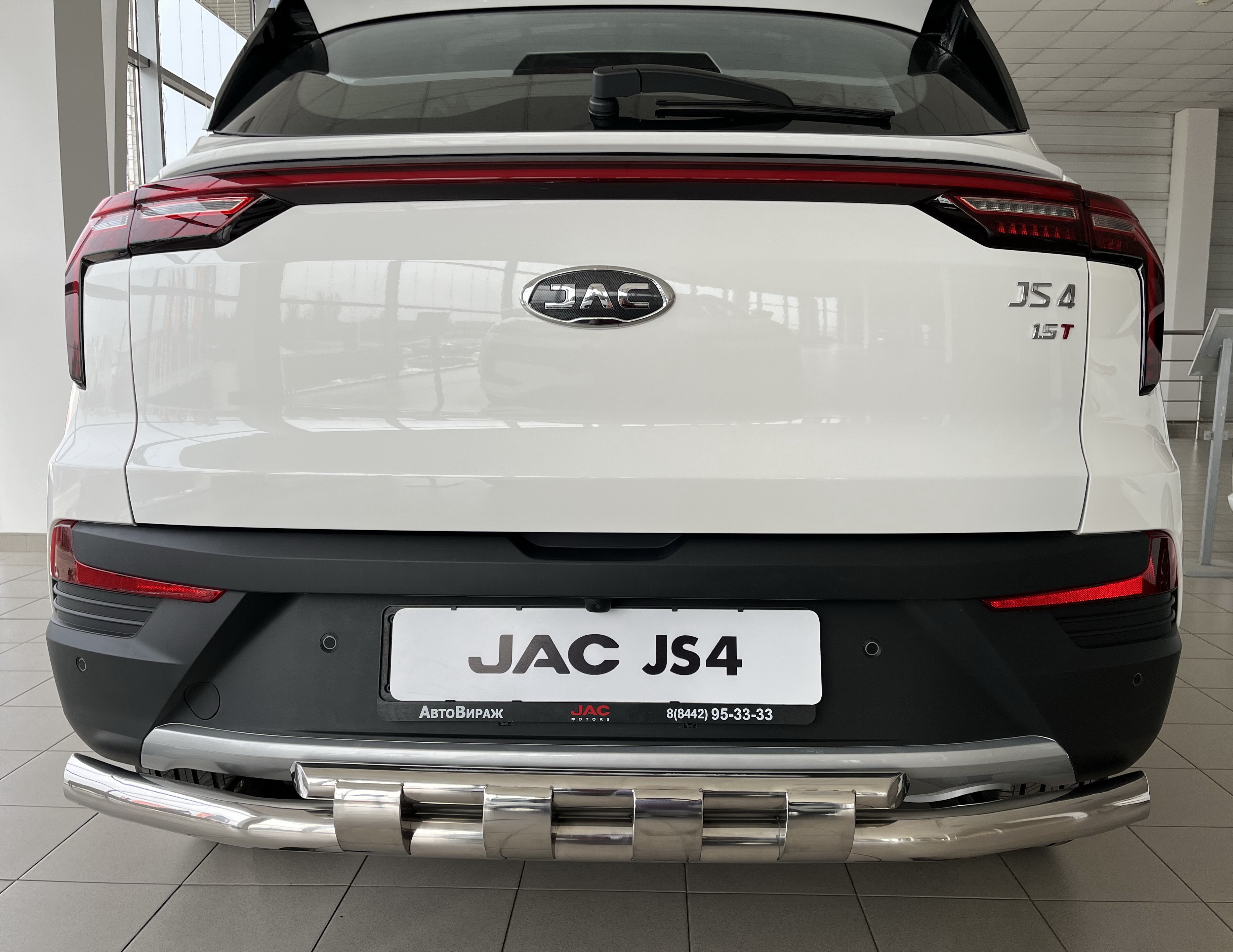 Защита заднего бампера двойная с перемычками d60/42 мм для JAC JS4 I