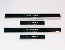 Накладки на пороги нержавеющая сталь под карбон 4шт. для Mitsubishi Outlander III Рестайлинг 2