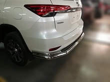 Защита заднего бампера угловая большая двойная d76/42 мм для Toyota Fortuner II