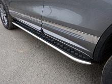 Пороги с площадкой 75х42 мм для Volkswagen Touareg II Рестайлинг