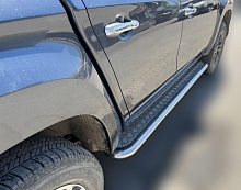 Пороги с накладным листом d53 мм для Nissan Pathfinder III
