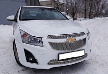 Решетка радиатора верх треугольник для Chevrolet Cruze I Рестайлинг