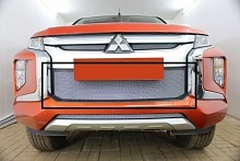Защитная сетка радиатора центр для Mitsubishi L200 V Рестайлинг