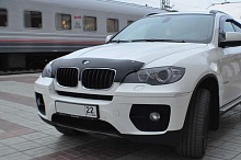 Дефлектор капота темный для BMW X5 II (E70)